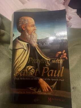 Praying with Saint Paul: Daily Reflections on the Letters of the Apostle Paul
